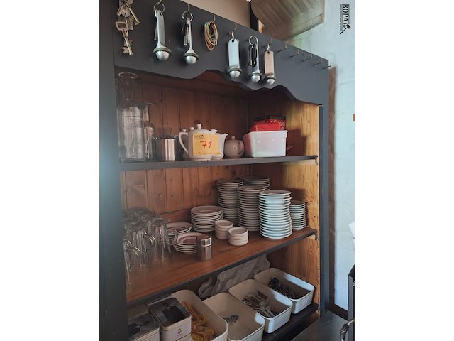 Lot 71 - koffie- en theeservies - afbeelding 1 van  5