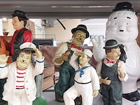 Lot 71 - laurel en hardy beeldjes, ong. 10 stuks - afbeelding 3 van  4
