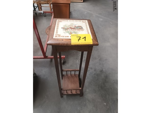 Lot 71 - plantenstaander paardenkoets - afbeelding 1 van  3