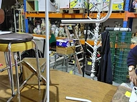 Lot 71 - retro metalen kapstok