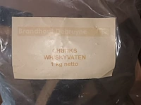 Lot 71 - rookhout chunks whiskyvaten 1 kg. 11 stuks - afbeelding 2 van  2