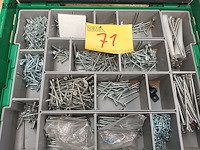Lot 71 - spax sorteerkoffer met inhoud - afbeelding 3 van  3