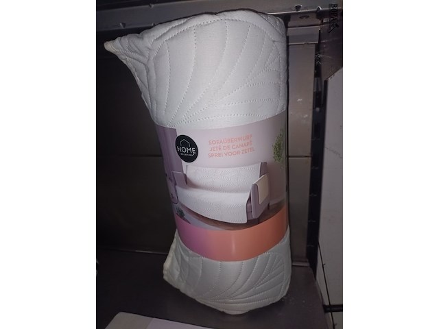 Lot 71 - sprei voor zetel. 2 stuks - afbeelding 3 van  3