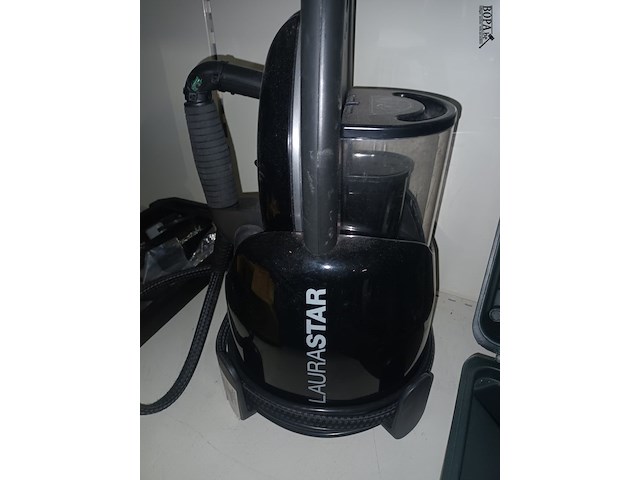 Lot 71 - strijkijzer en ramenpoetser - afbeelding 3 van  5