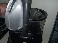 Lot 71 - strijkijzer en ramenpoetser - afbeelding 4 van  5