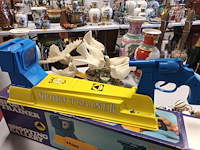 Lot 71 - technofix shooting game - afbeelding 3 van  5