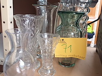 Lot 71 - vazen. 7 stuks - afbeelding 1 van  3
