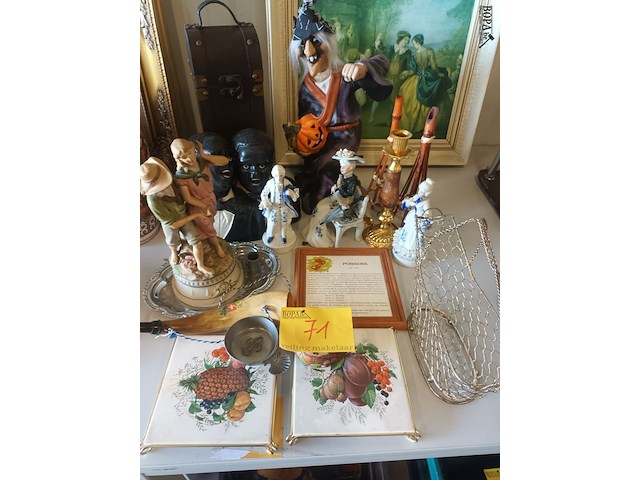 Lot 71 - vintage deco. 18 stuks - afbeelding 1 van  6