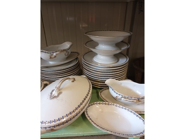 Lot 71 - vintage servies. 31 stuks - afbeelding 3 van  4