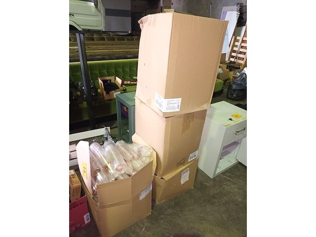 Lot 71 - wergwerpbekers voor bier. 4 dozen - afbeelding 3 van  4