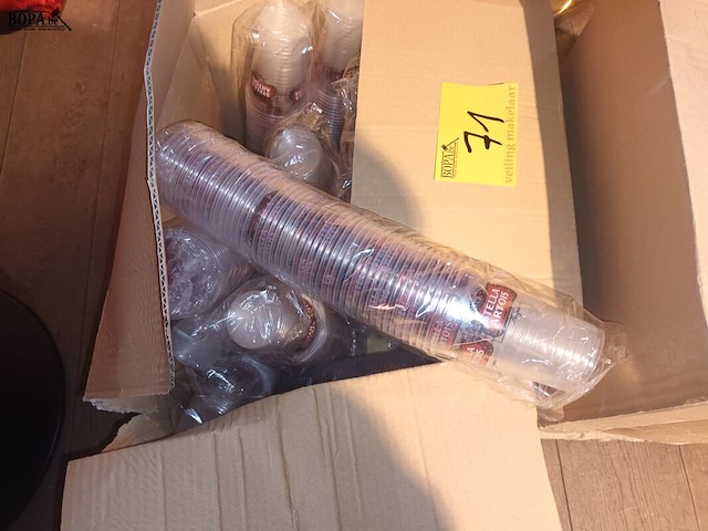 Lot 71 - wergwerpbekers voor bier. 4 dozen - afbeelding 4 van  4