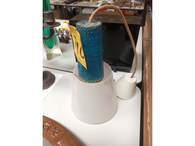 Lot 710 - retro hanglamp - afbeelding 2 van  3