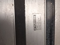 Lot 719 - geleiderail. 2 stuks - afbeelding 3 van  3