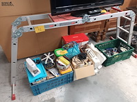 Lot 72 - aluminium vouwladder altrex - afbeelding 1 van  3