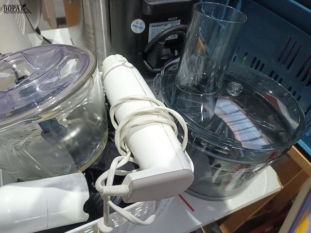 Lot 72 - blender, mixer en haktoestellen - afbeelding 4 van  4