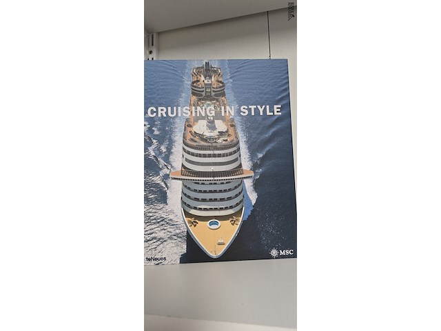 Lot 72 - boeken cruises 4 stuks - afbeelding 4 van  4