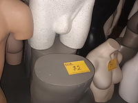 Lot 72 - heupmodel man. 3 stuks - afbeelding 1 van  4