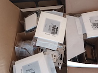 Lot 72 - materiaal voor elektrische installaties - afbeelding 4 van  6