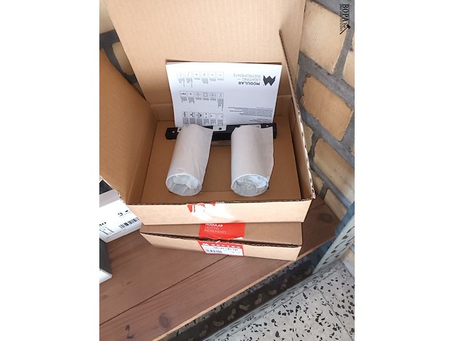 Lot 72 - materiaal voor elektrische installaties - afbeelding 6 van  6