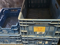 Lot 72 - stapelbakken 4 stuks - afbeelding 1 van  3