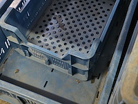 Lot 72 - stapelbakken 4 stuks - afbeelding 3 van  3