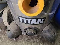 Lot 72 - stofzuiger titan zonder slang - afbeelding 2 van  3