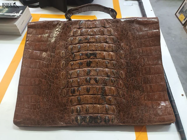 Lot 72 - tas in krokodillenleder - afbeelding 4 van  6