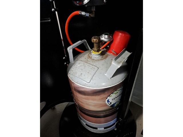 Lot 72 - terrasverwarmer op gas eurom - afbeelding 2 van  3