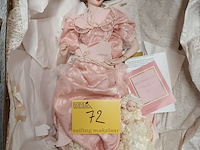 Lot 72 - vintage pop franklin mint met boekje - afbeelding 1 van  6