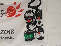 Lot 72 - vlag kattenstoet ieper 2018 - afbeelding 2 van  4