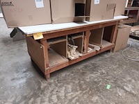 Lot 726 - houten werkbank - afbeelding 1 van  2