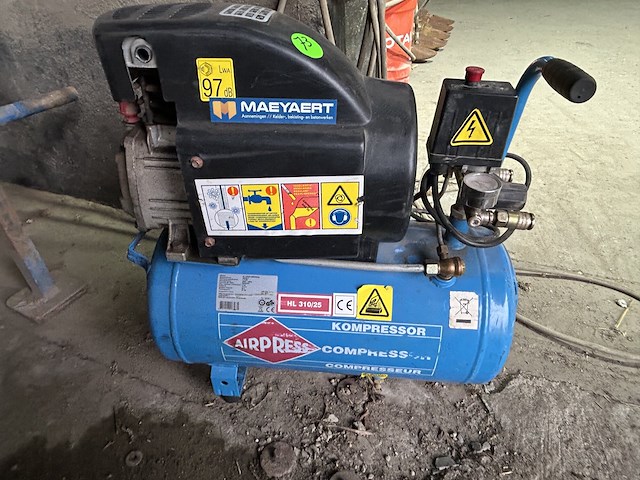 Lot 73 - airpress compressor - afbeelding 1 van  3