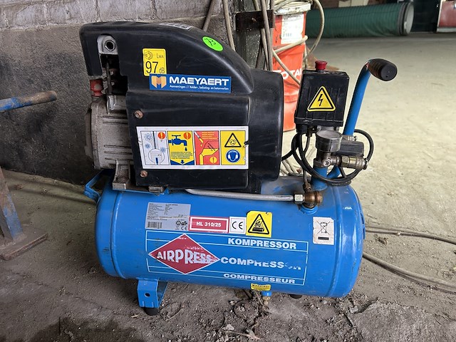 Lot 73 - airpress compressor - afbeelding 3 van  3