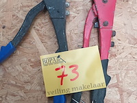 Lot 73 - blindklinktang. 2 stuks - afbeelding 1 van  3