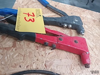 Lot 73 - blindklinktang. 2 stuks - afbeelding 3 van  3