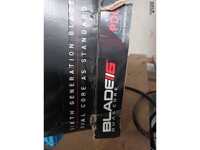 Lot 73 - darts bord winmau - afbeelding 3 van  3