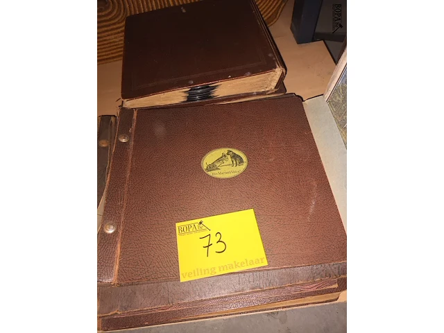 Lot 73 - grammofoonplaten - afbeelding 1 van  4