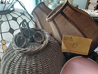 Lot 73 - lampen, lampenkappen en - houders diverse materialen - afbeelding 3 van  3