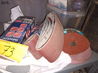 Lot 73 - lot divers materiaal om te schuren - afbeelding 7 van  7