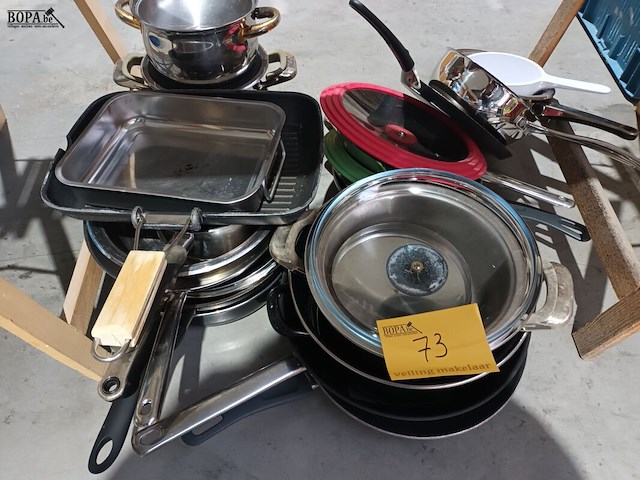 Lot 73 - lot potten en pannen. 20 stuks - afbeelding 1 van  4