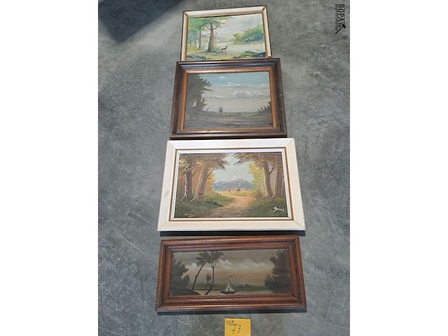 Lot 73 - lot stillevens in decoratieve kaders - 4 stuks - afbeelding 1 van  5