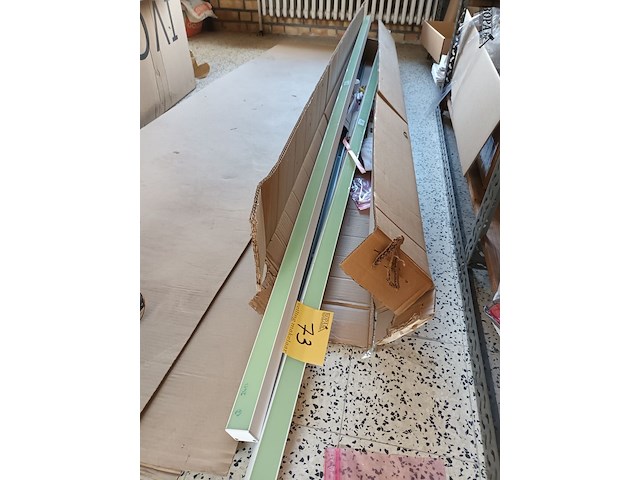 Lot 73 - rails en transformators - afbeelding 1 van  3