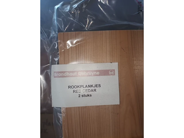 Lot 73 - rookplankjes red cedar. 42 stuks - afbeelding 3 van  3