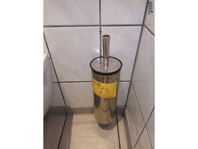 Lot 73 - toilet accessoires. 3 stuks - afbeelding 3 van  3