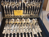 Lot 73 - verzilverd bestekset - afbeelding 1 van  5