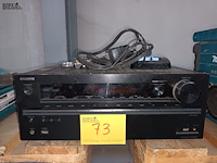 Lot 73 - video versterker onkyo - afbeelding 1 van  4