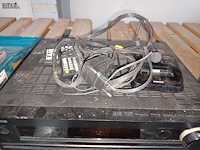 Lot 73 - video versterker onkyo - afbeelding 2 van  4