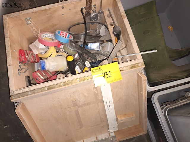Lot 732 - werkmateriaal - afbeelding 1 van  4