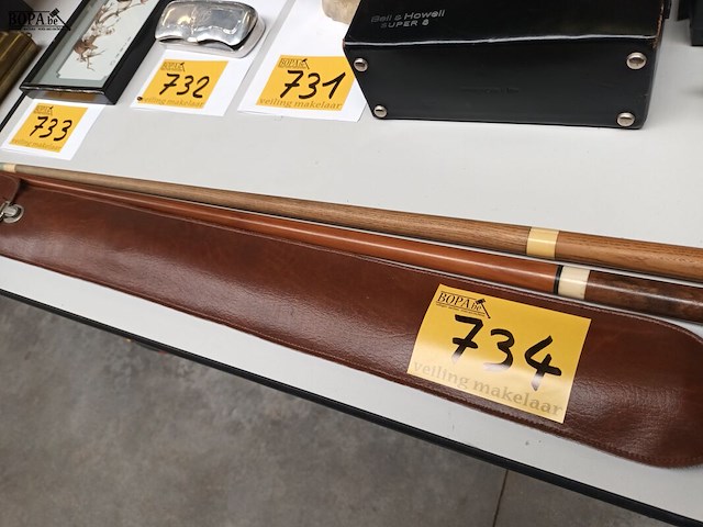 Lot 734 - biljartstok. 2 stuks - afbeelding 3 van  3