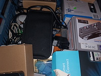 Lot 74 - computeronderdelen en kabels - afbeelding 2 van  8